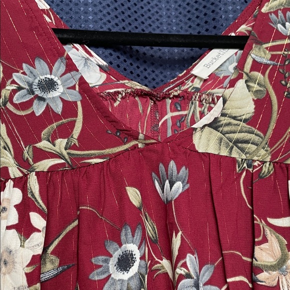 BUCKETLIST Red Floral Blouse - Picture 3 of 9